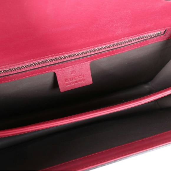 Gucci Fuchsia Leather Chain Shoulder Bag - Picture 6 of 12